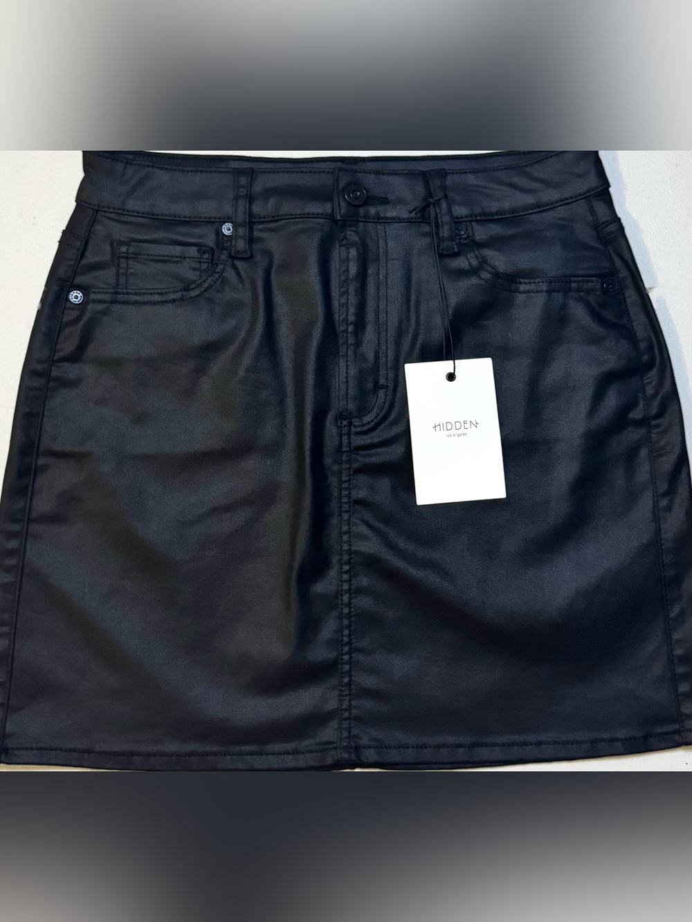 NWT Hidden Peyton High Rise Coated Denim Mini Skirt Black Size Medium